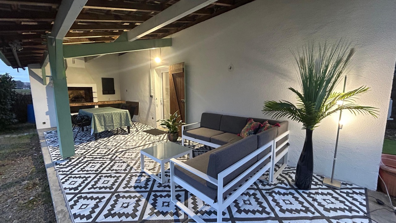 Photo of Patio Balcony in Saint-Pandelon