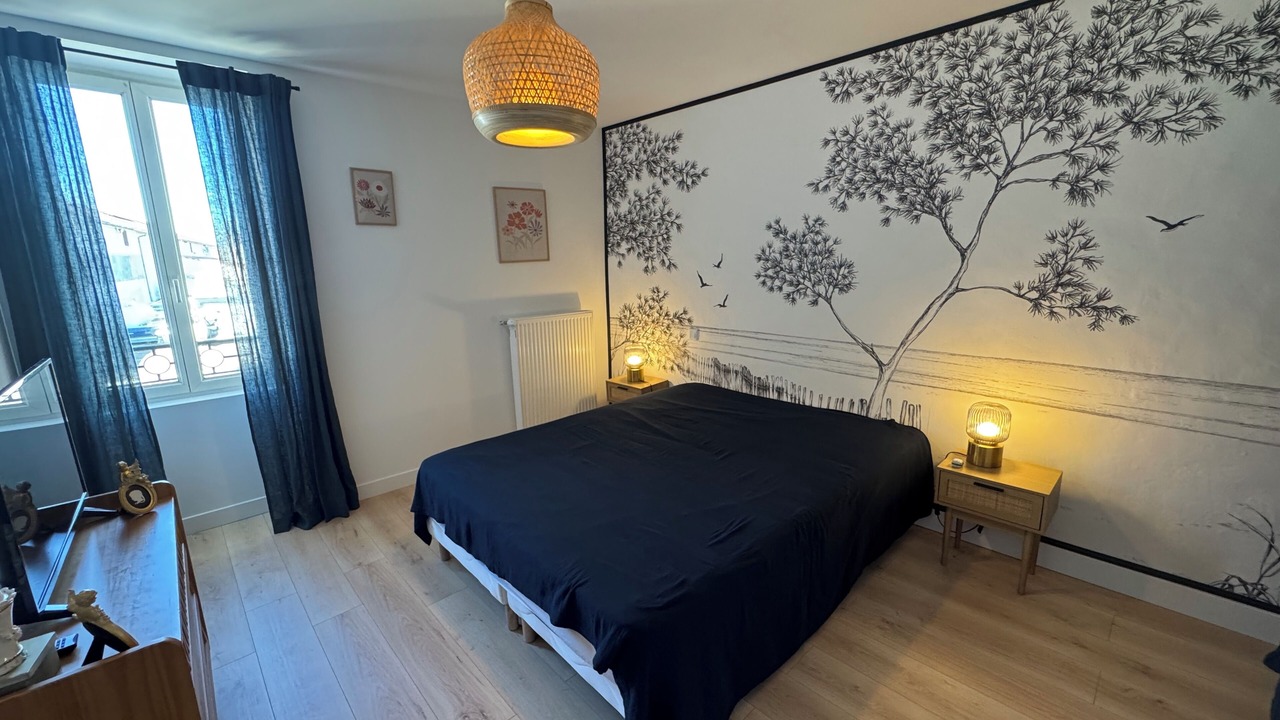 Photo of Bedroom in Casteljaloux