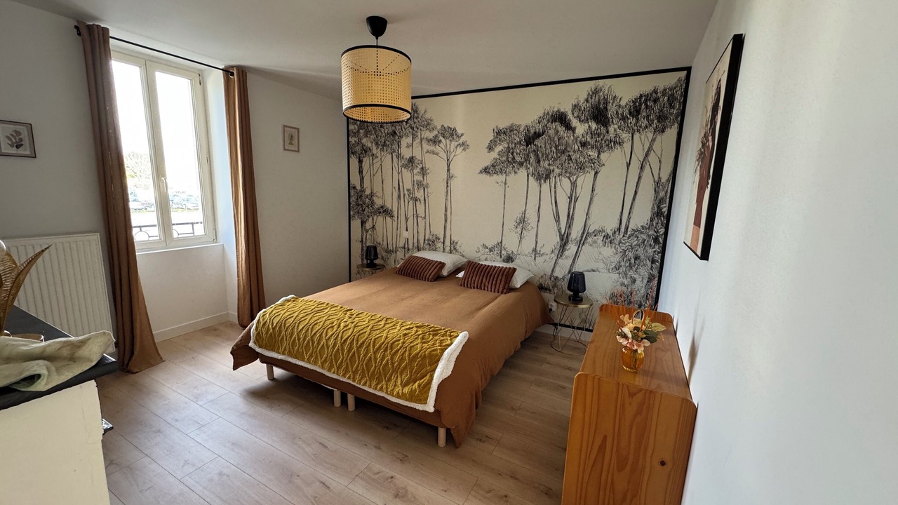 Photo of Bedroom in Casteljaloux