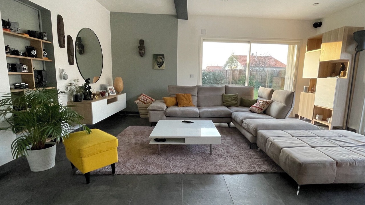 Photo of Livingroom in Ludon-Medoc