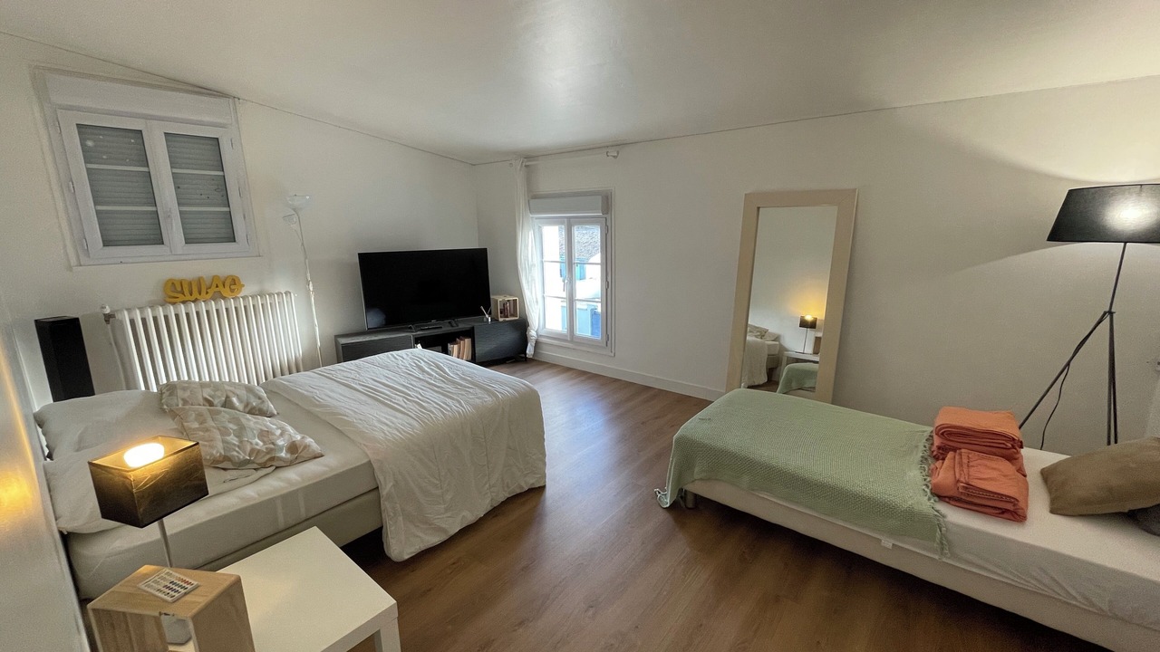 Photo of Bedroom in Ludon-Medoc