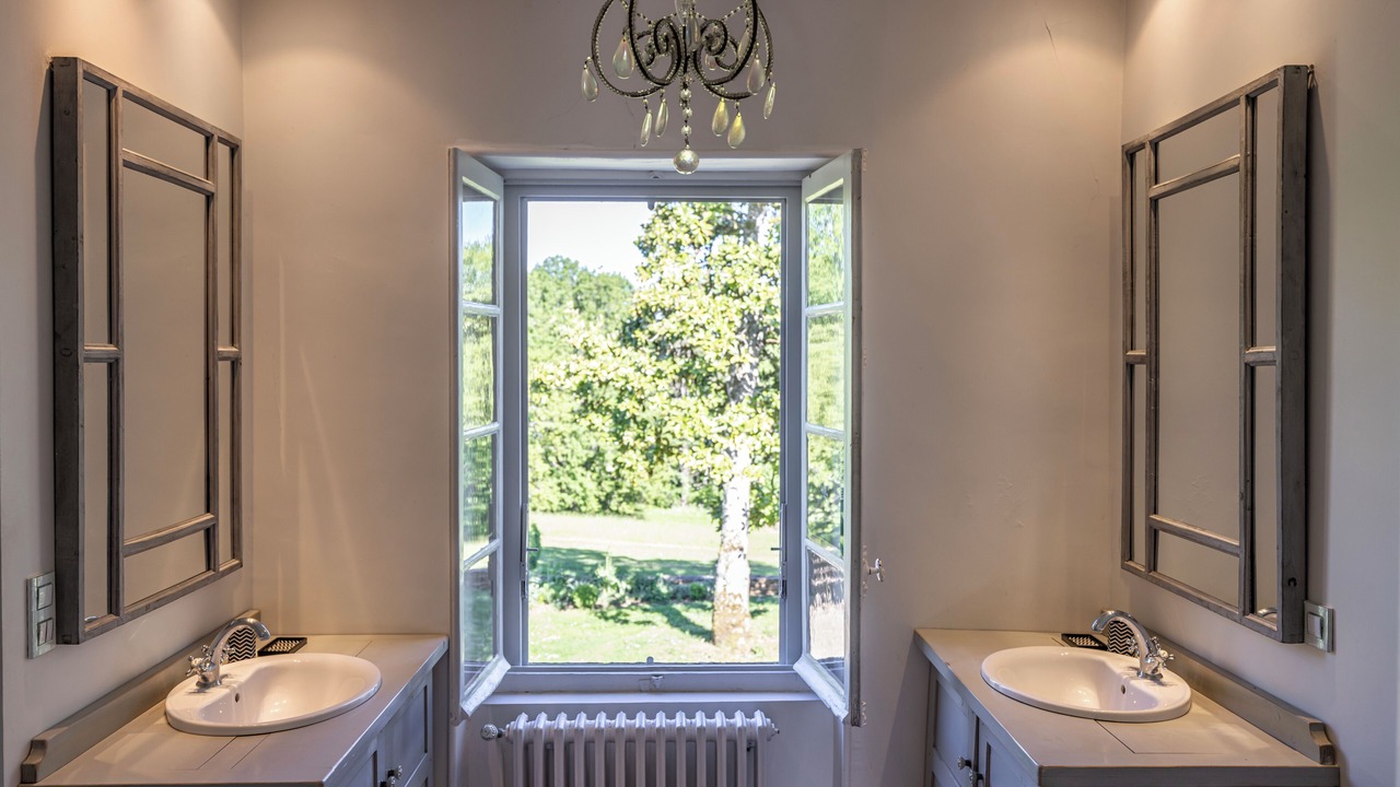 Photo of Bathroom in Sainte-Alvere