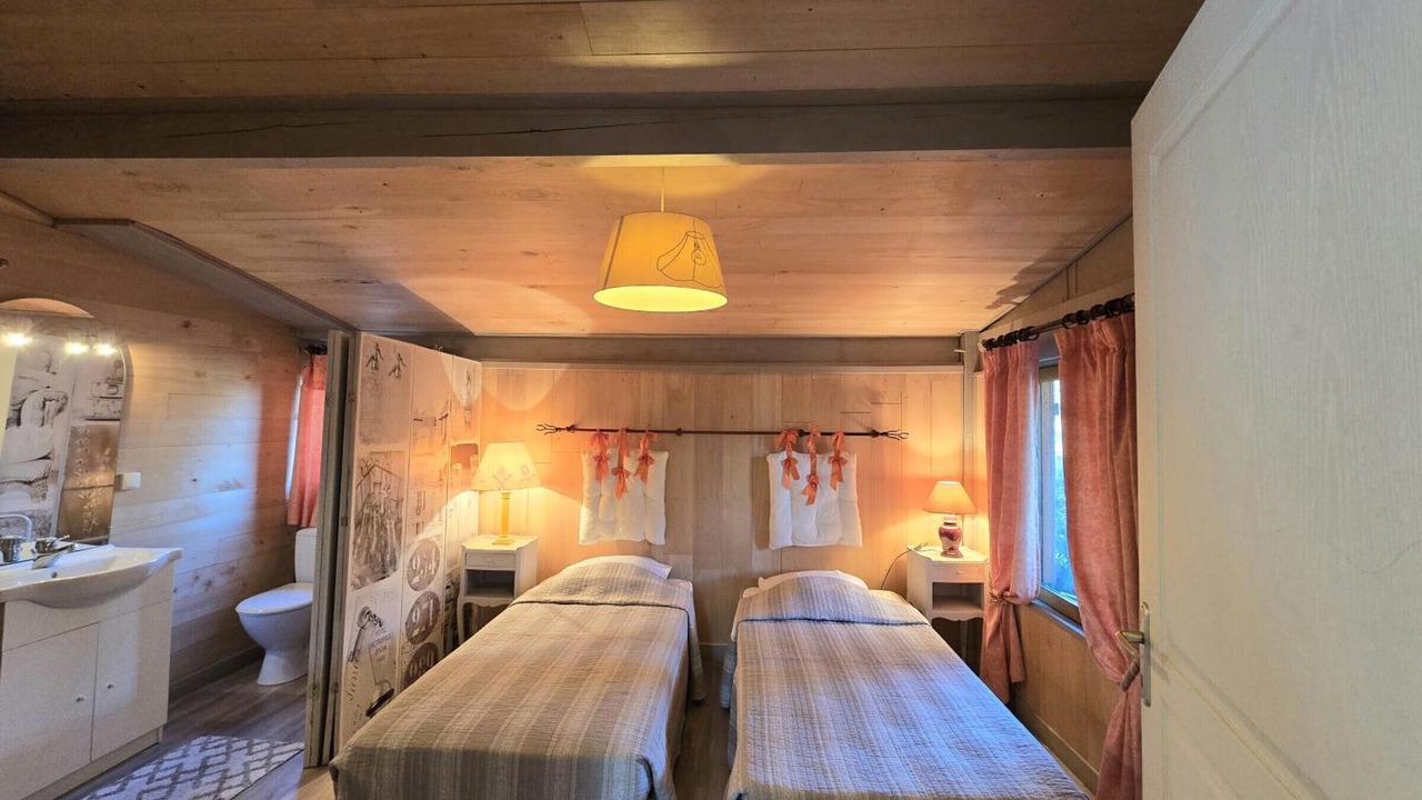 Photo of Bedroom in Saint-Chamassy