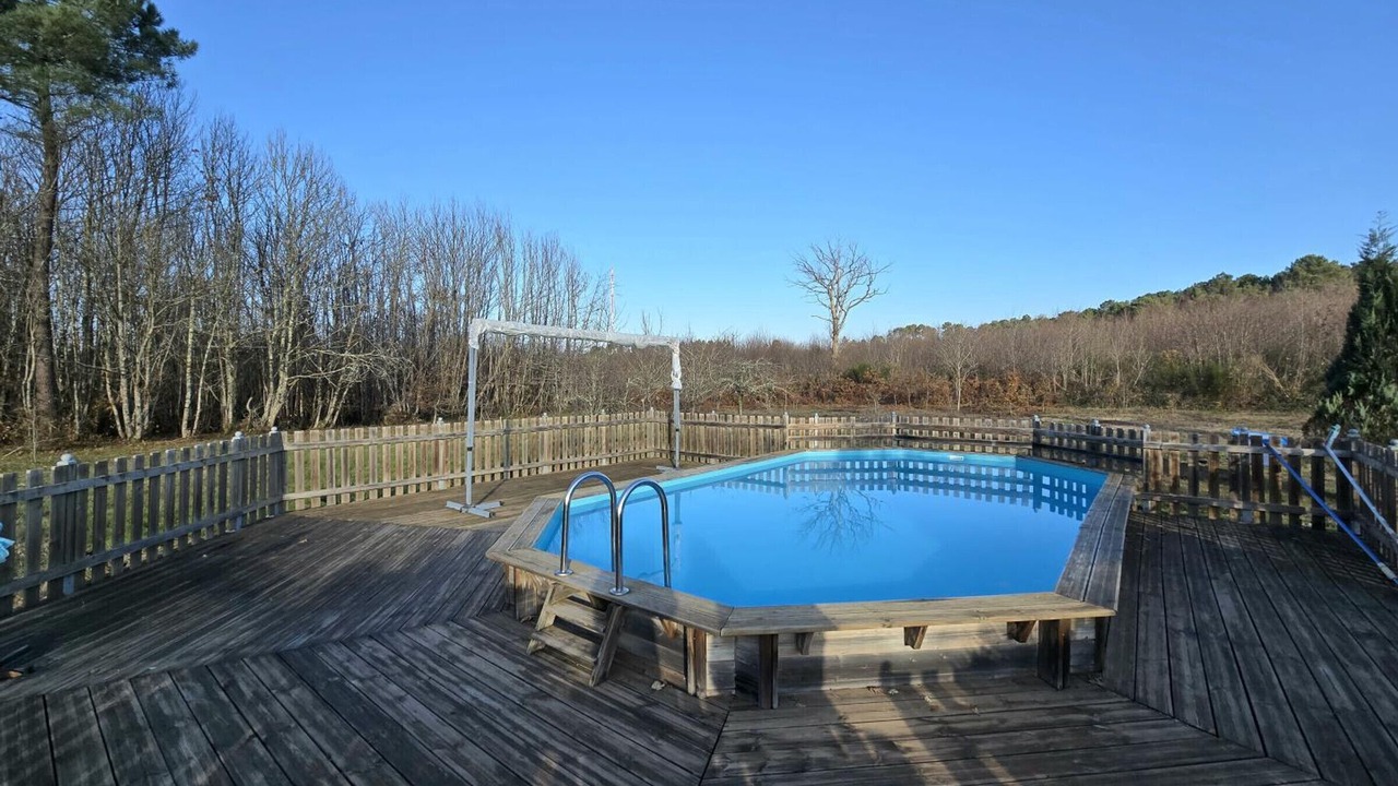 Photo of Outdoor in Saint-Chamassy