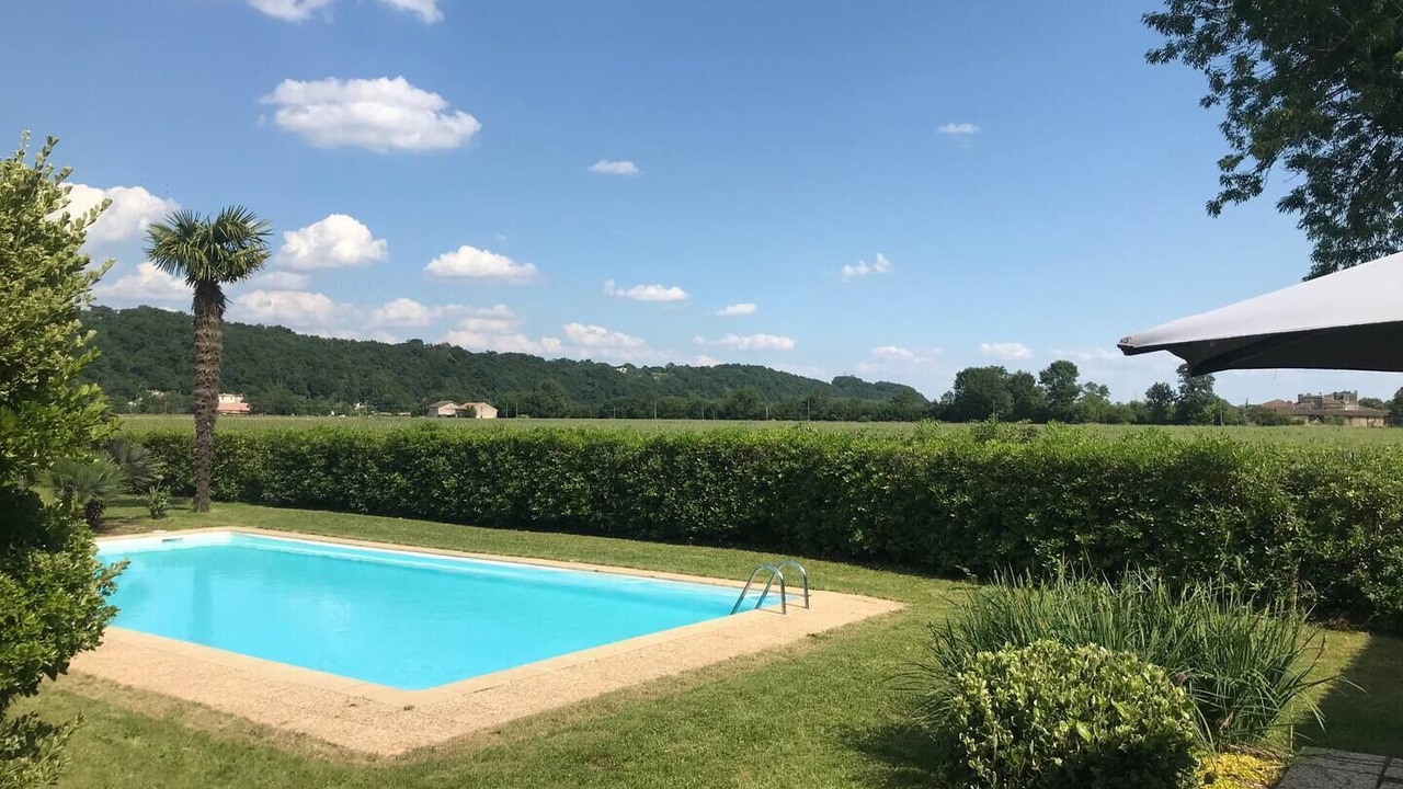 Photo of Outdoor in Quinsac