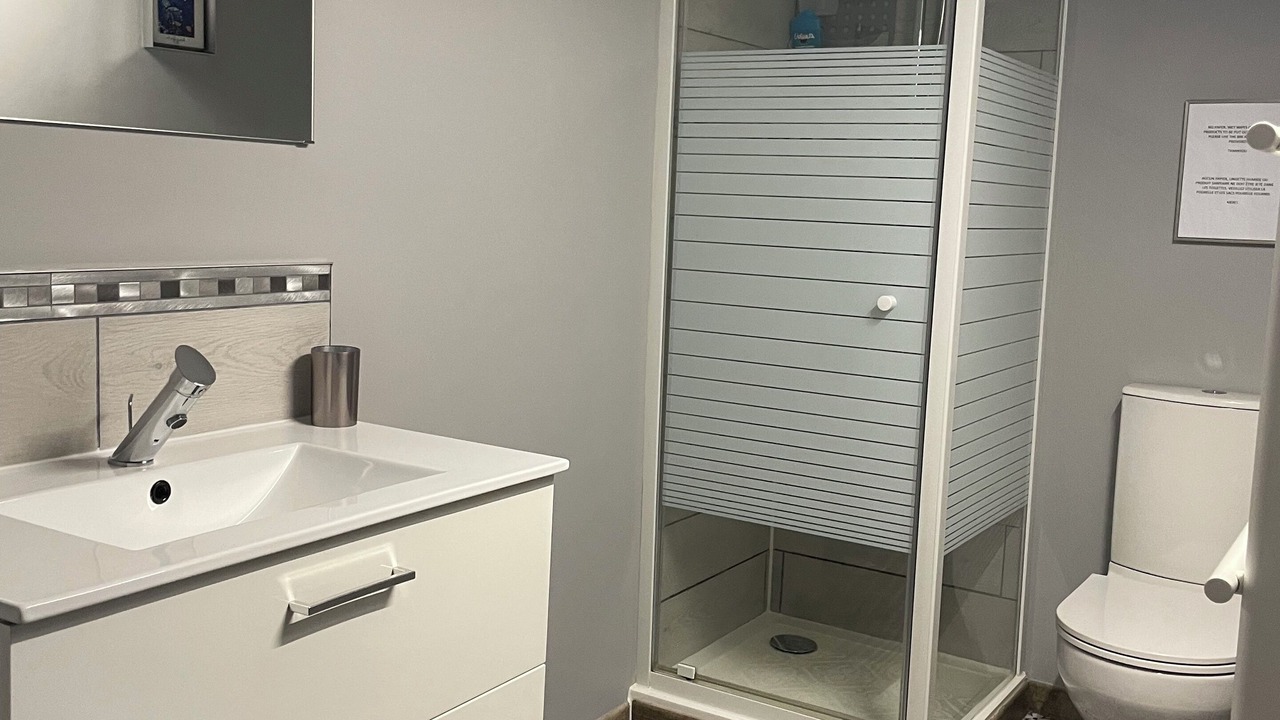 Photo of Bathroom in Brux