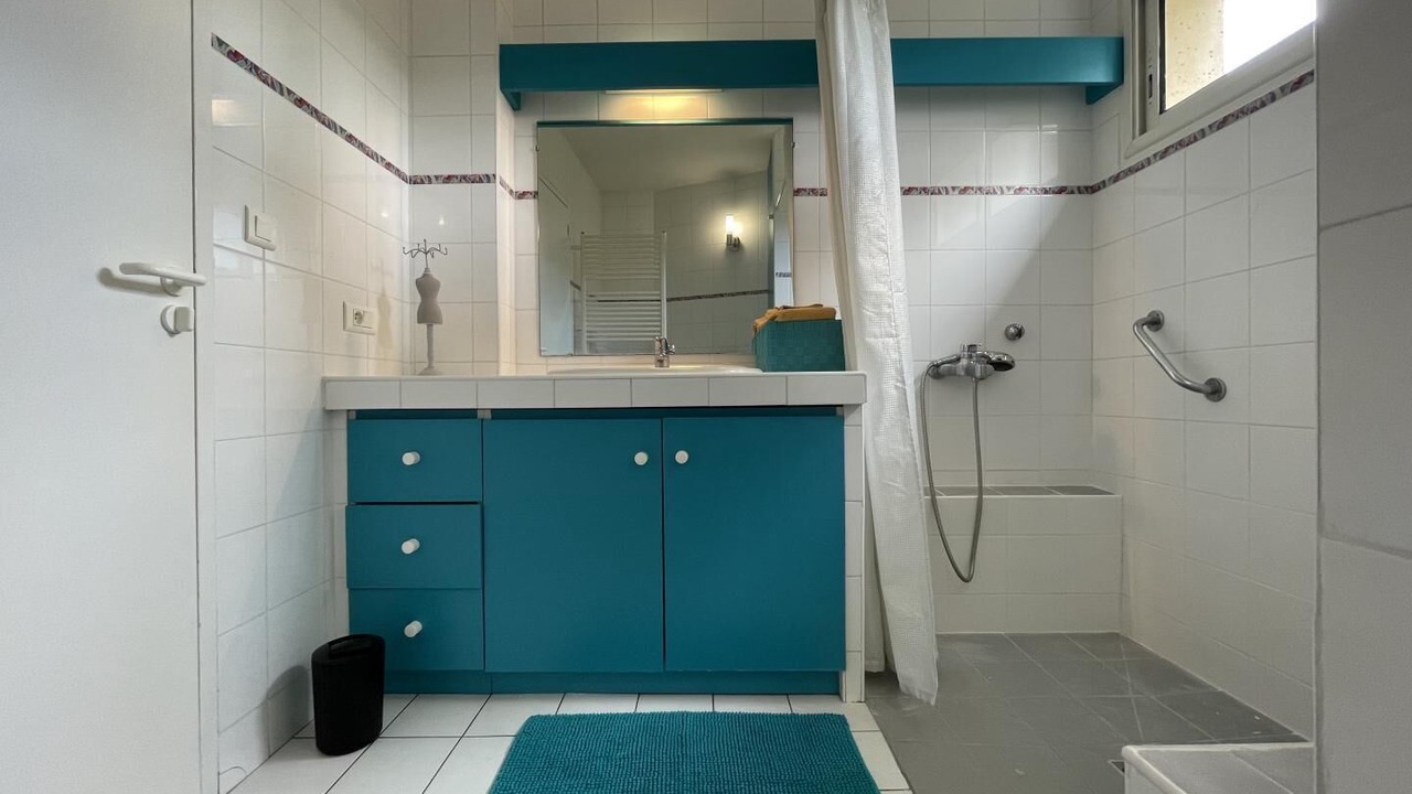 Photo of Bathroom in Uzein