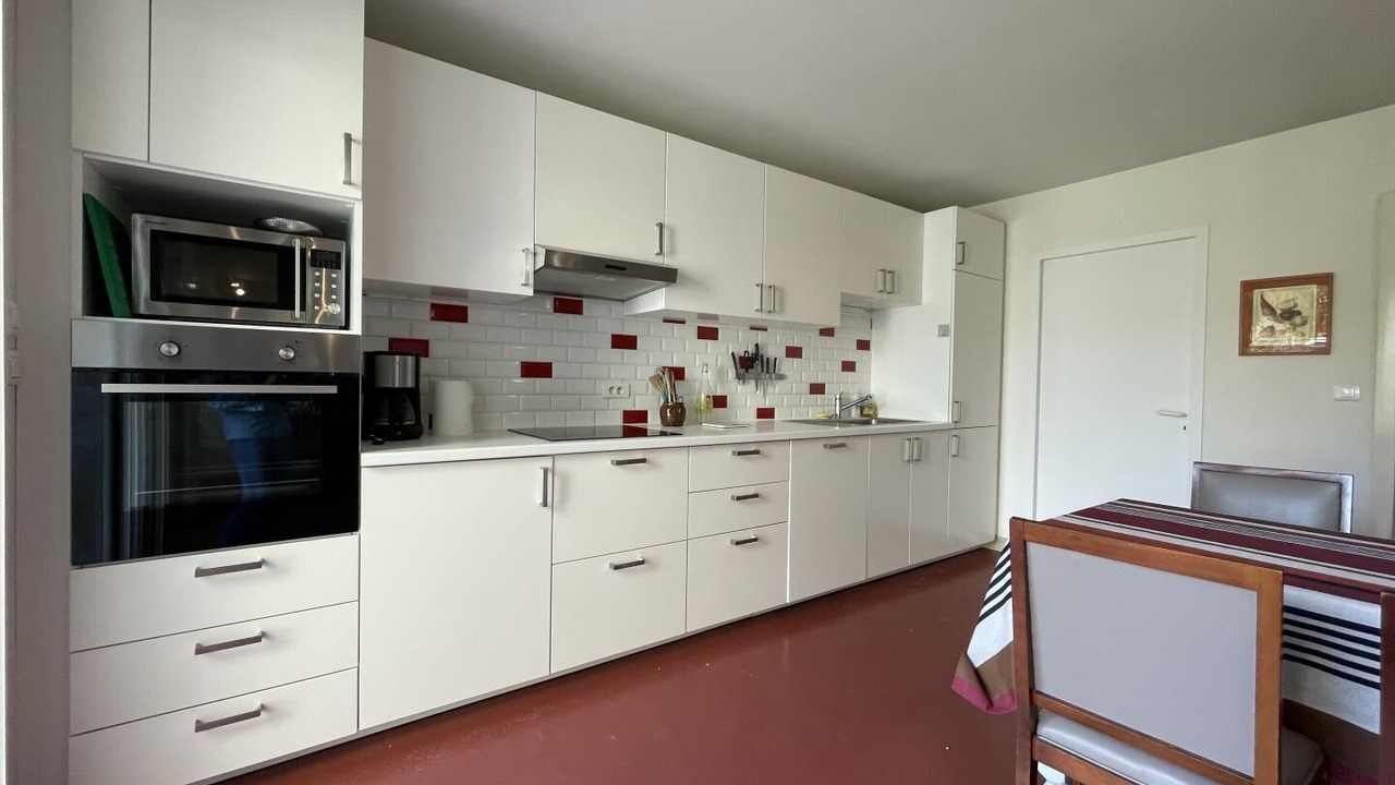 Photo of Kitchen in Uzein