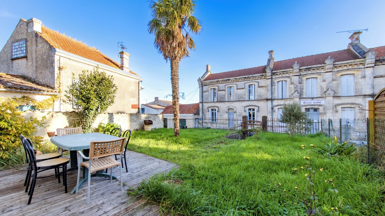 Photo of Outdoor in Mortagne-sur-Gironde