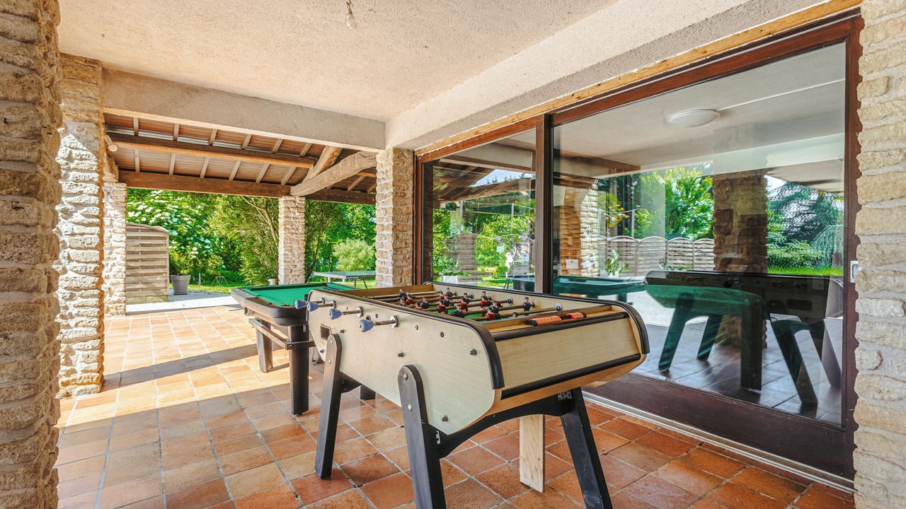 Photo of Patio Balcony in Genouille