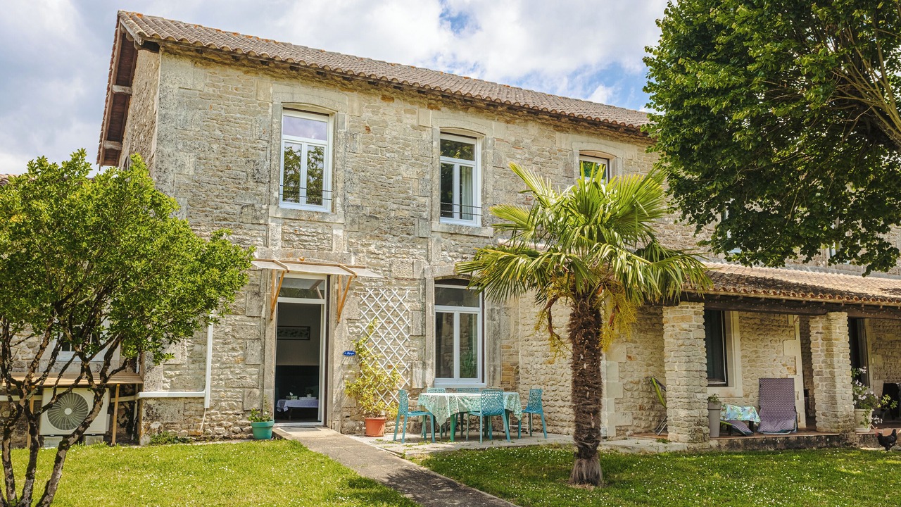 Photo of Outdoor in Genouille