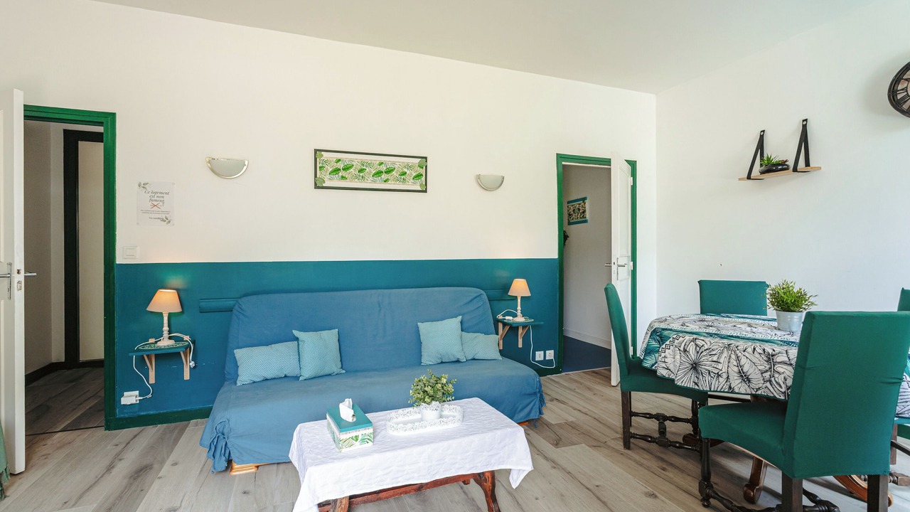 Photo of Livingroom in Genouille