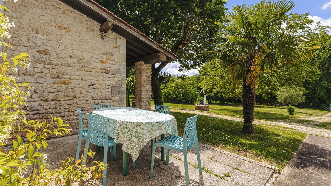 Photo of Outdoor in Genouille