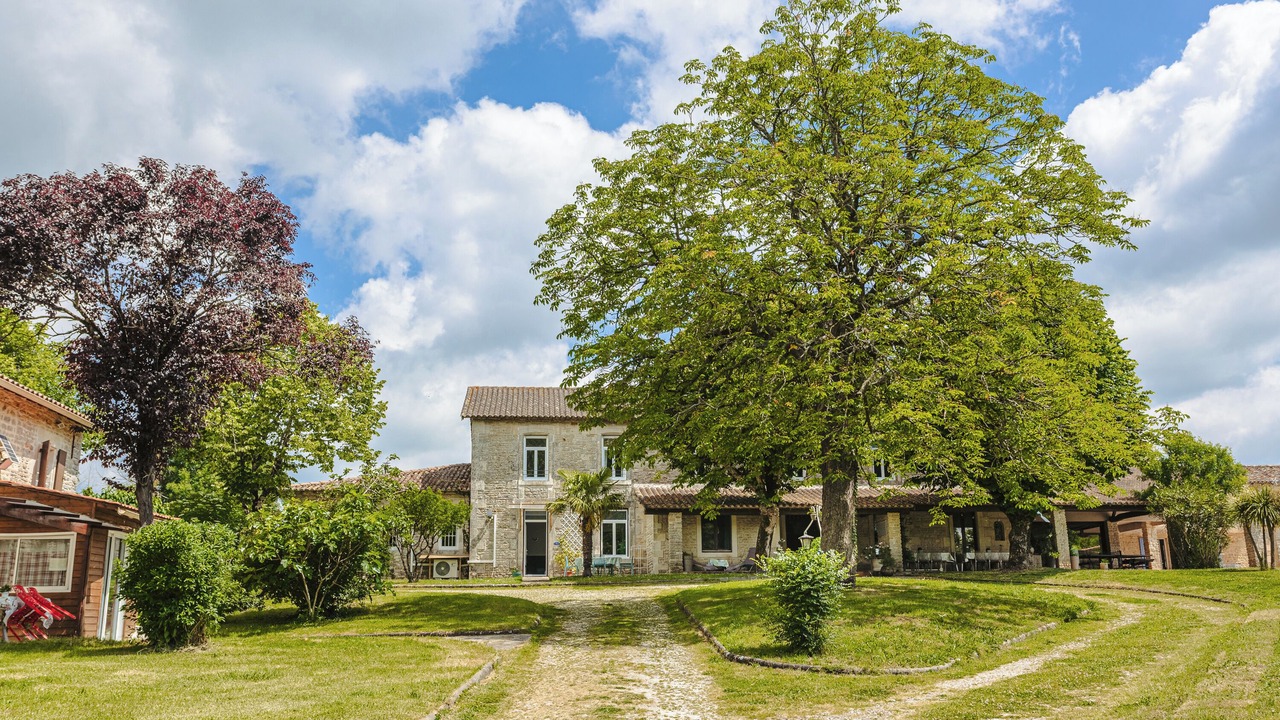 Photo of Outdoor in Genouille