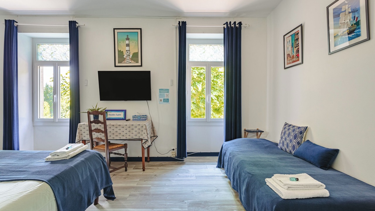 Photo of Bedroom in Genouille