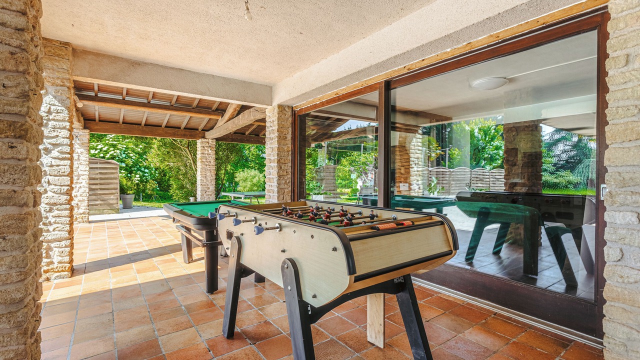 Photo of Patio Balcony in Genouille