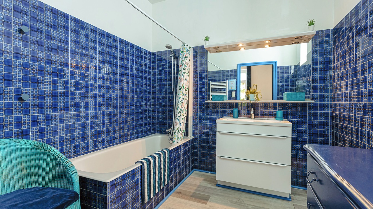Photo of Bathroom in Genouille