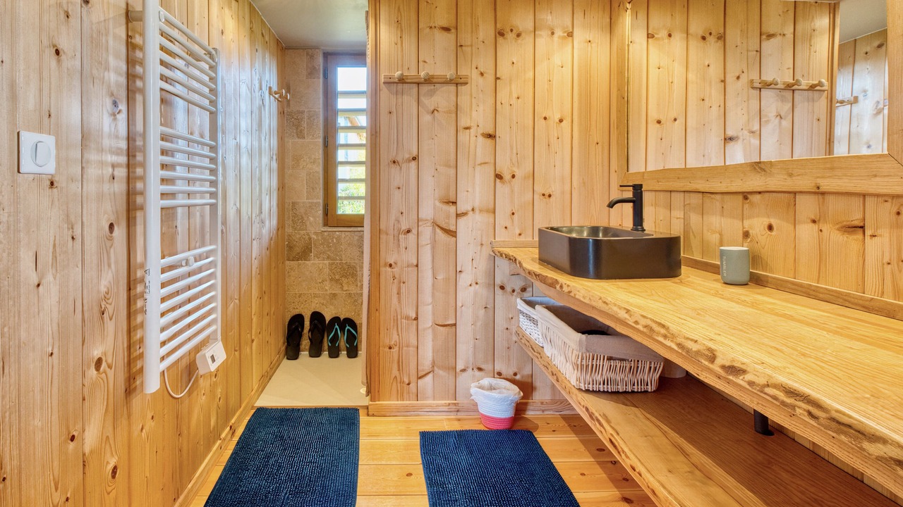 Photo of Bathroom in Monbazillac