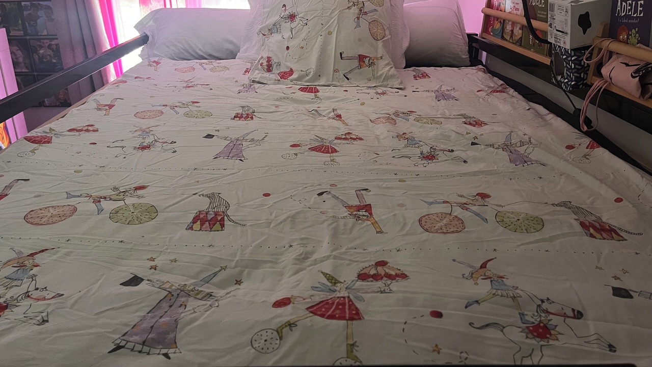 Photo of Bedroom in Carignan-de-Bordeaux