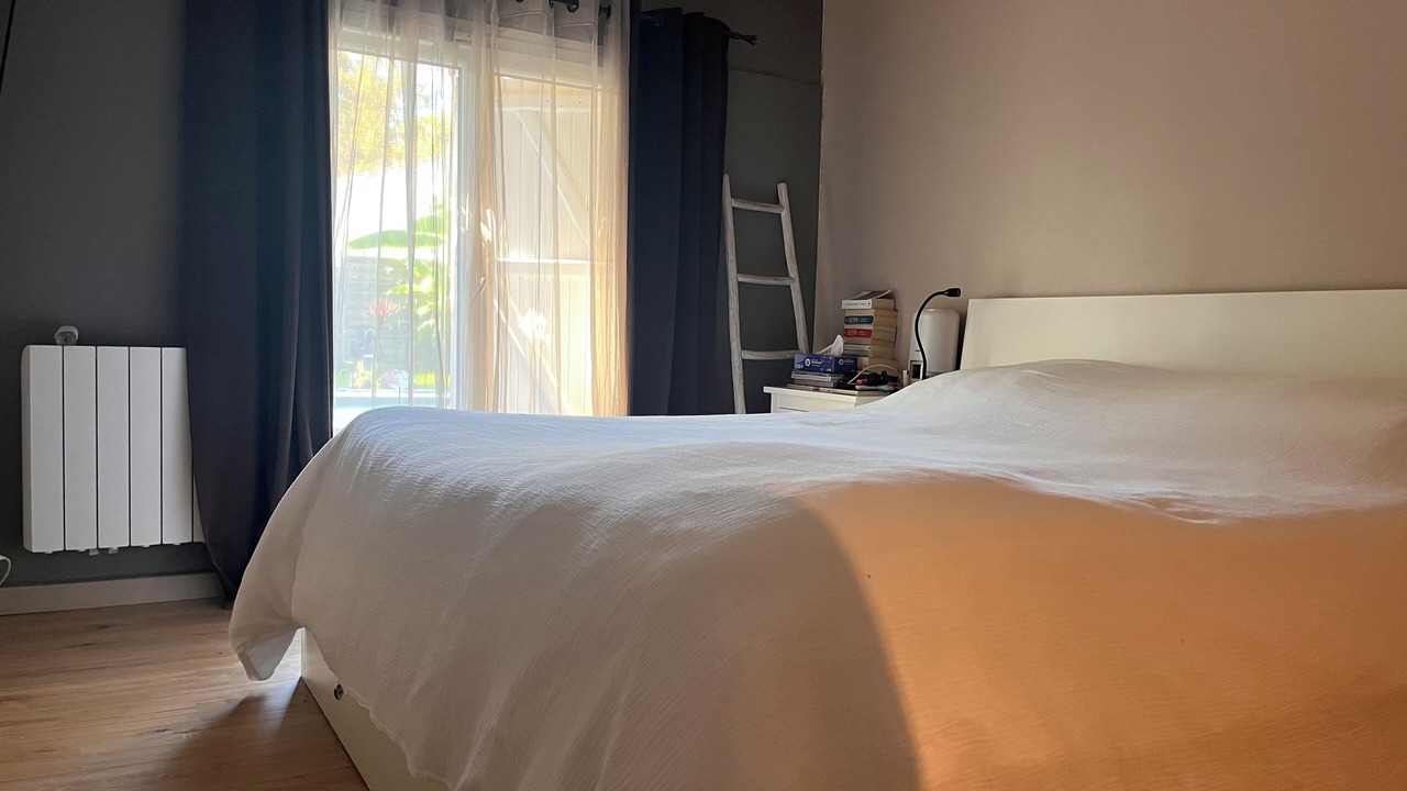 Photo of Bedroom in Carignan-de-Bordeaux