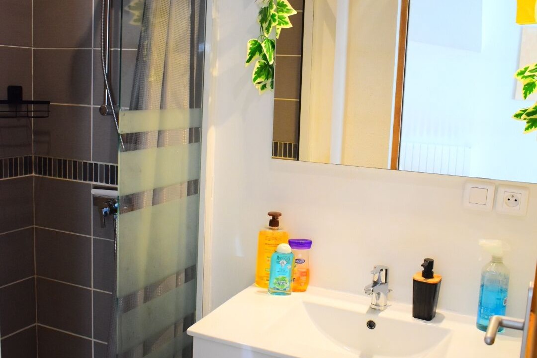 Photo of Bathroom in Les 3 Cites