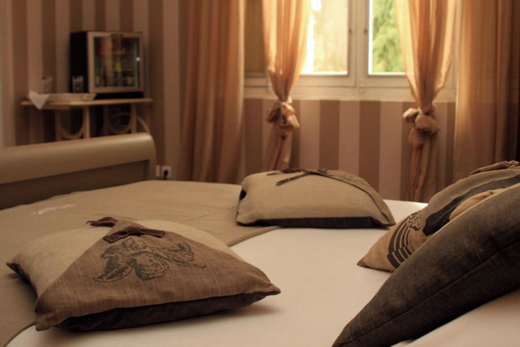 Photo of Bedroom in Montussan