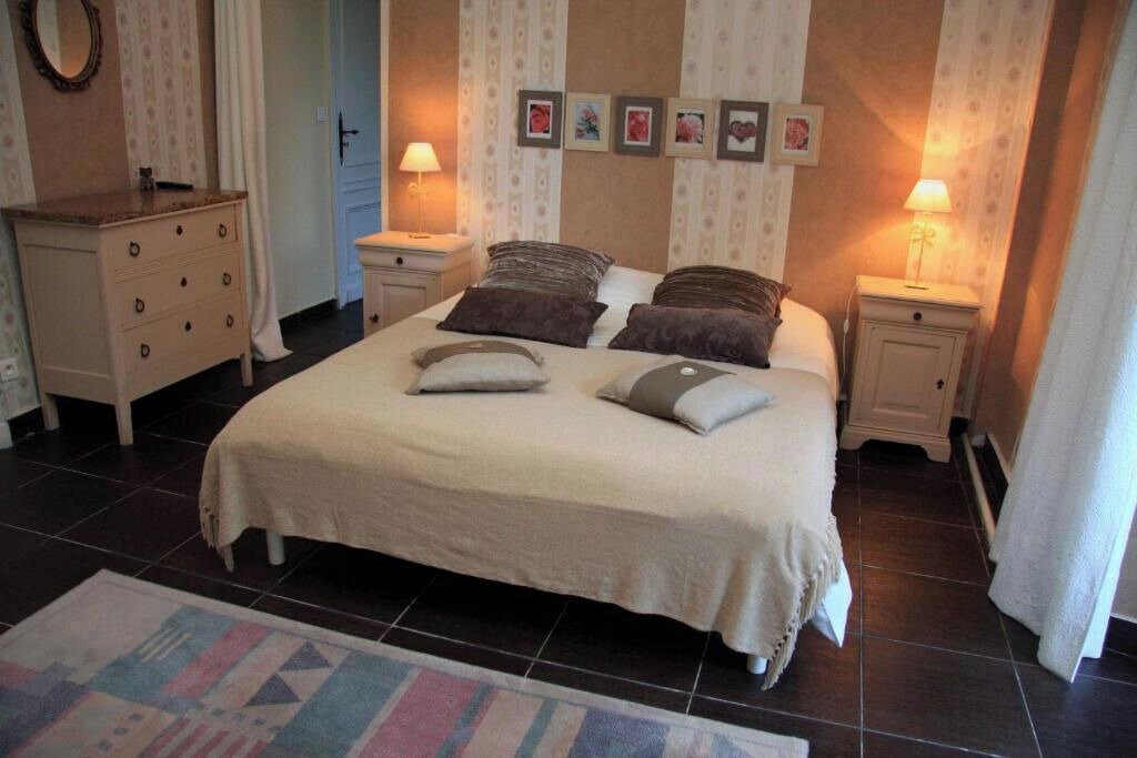 Photo of Bedroom in Montussan
