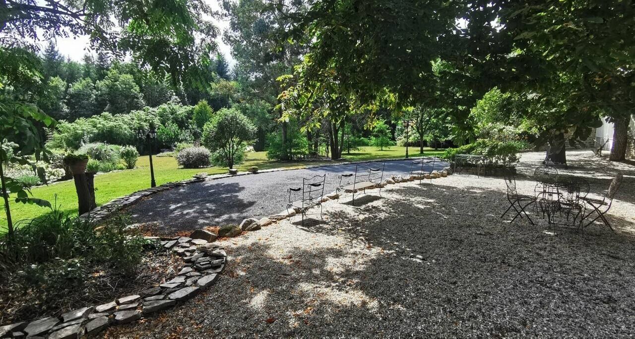 Photo of Outdoor in Bussiere-Saint-Georges