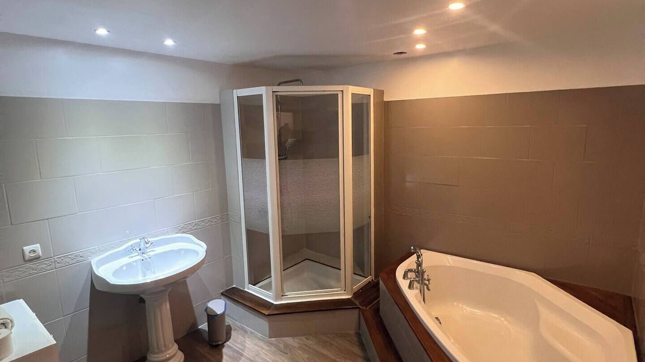Photo of Bathroom in Bussiere-Saint-Georges