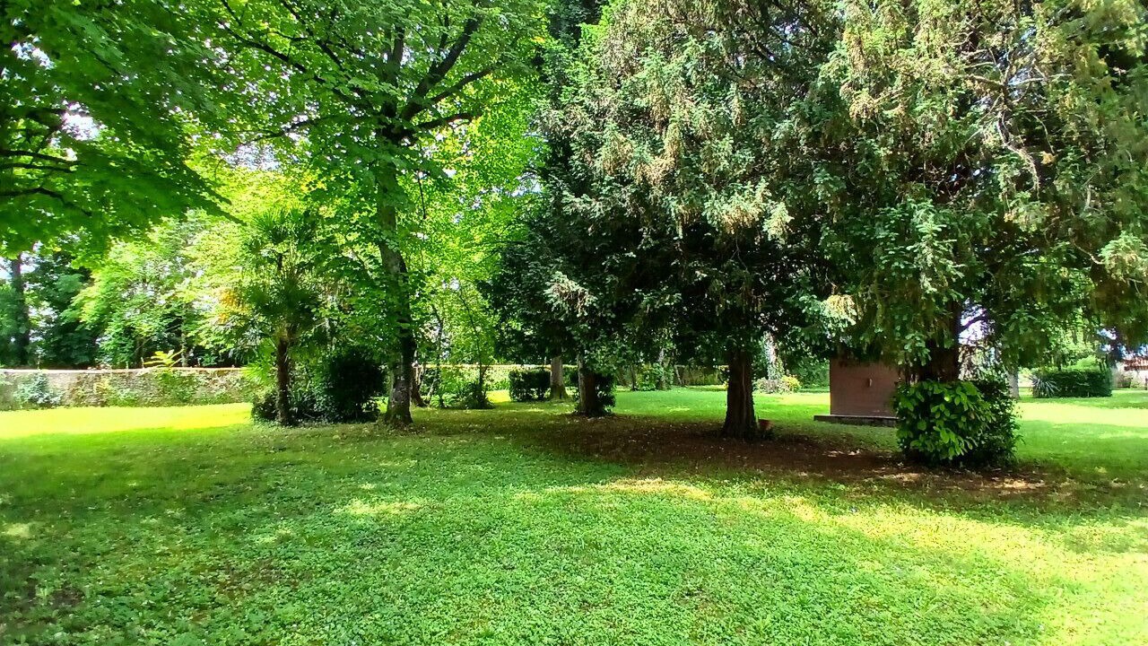 Photo of Outdoor in Montboyer