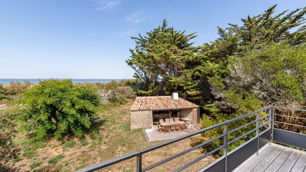 Photo of Patio Balcony in Les Portes-en-Re