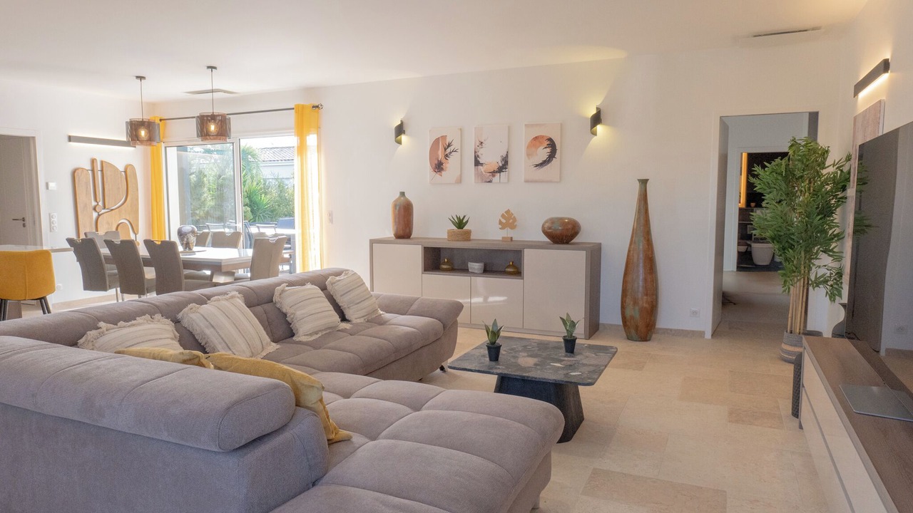 Photo of Livingroom in Saint-Ciers-du-Taillon