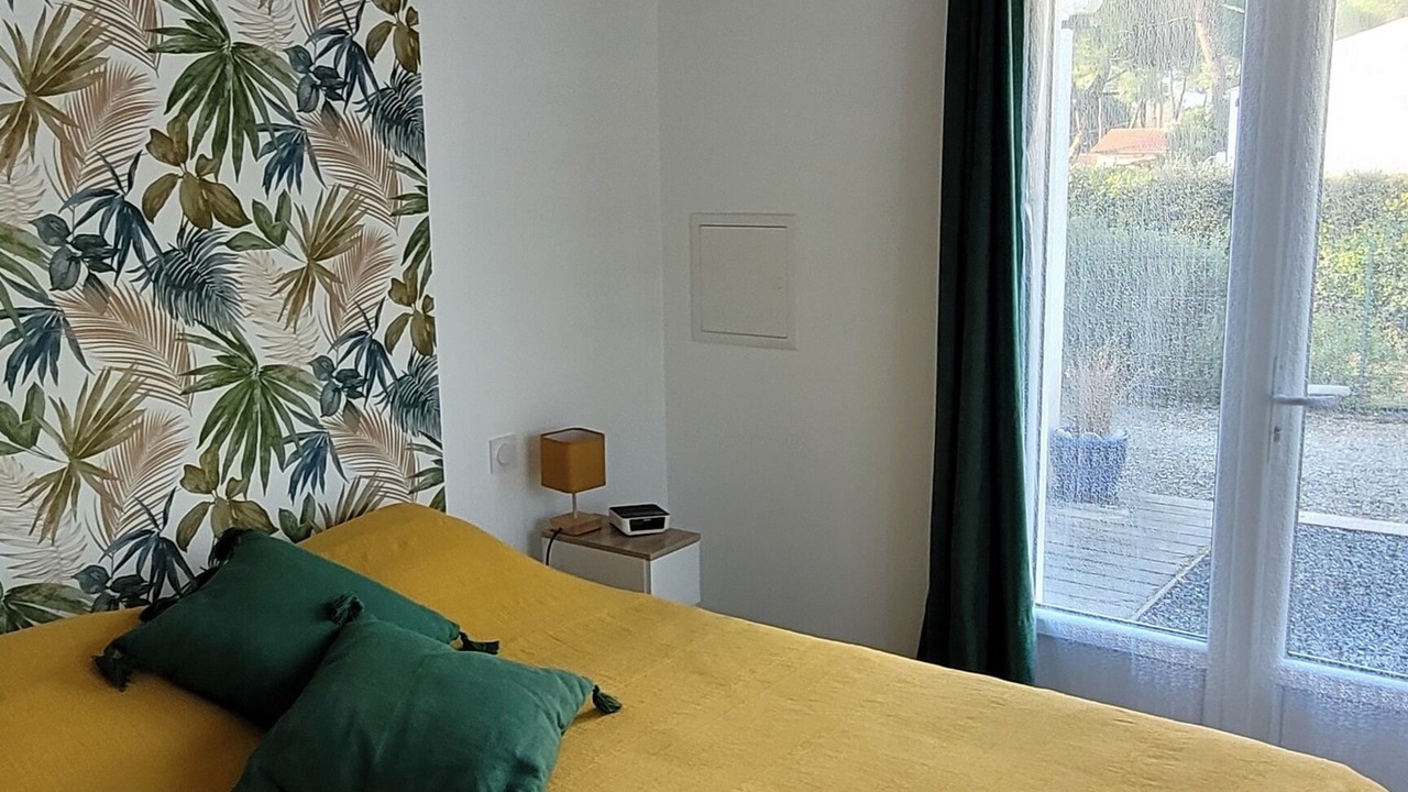 Photo of Bedroom in Domino