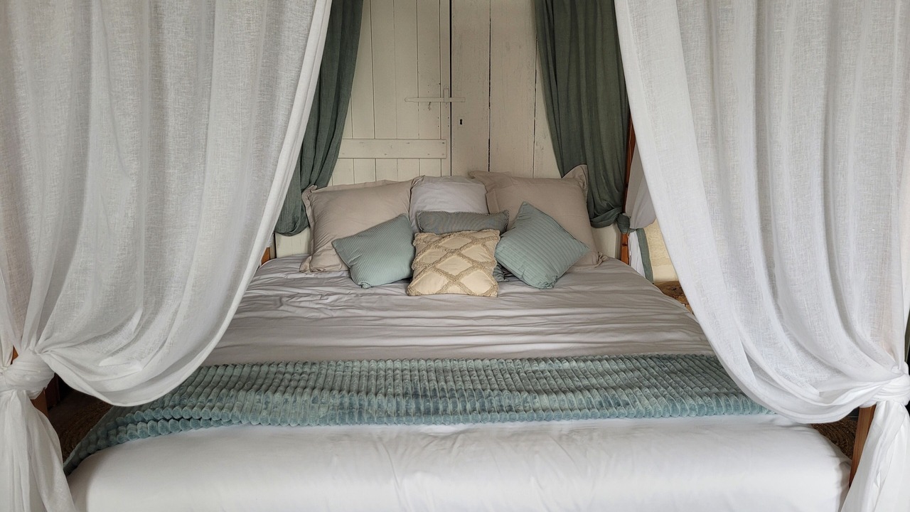 Photo of Bedroom in Lugon-et-l'ile-du-Carney