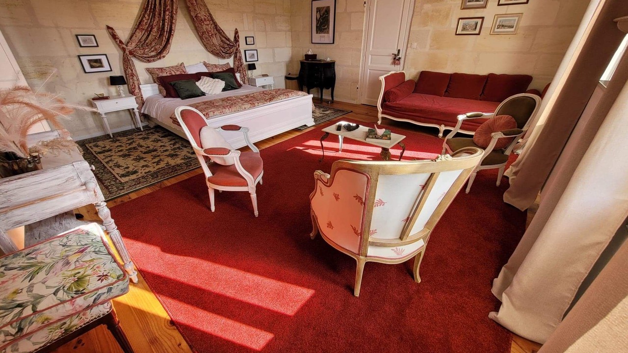 Photo of Bedroom in Lugon-et-l'ile-du-Carney