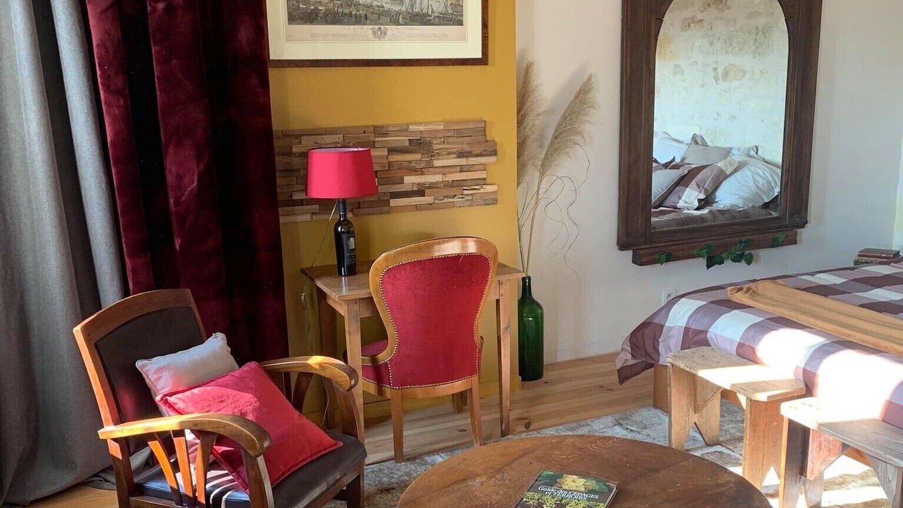 Photo of Bedroom in Lugon-et-l'ile-du-Carney