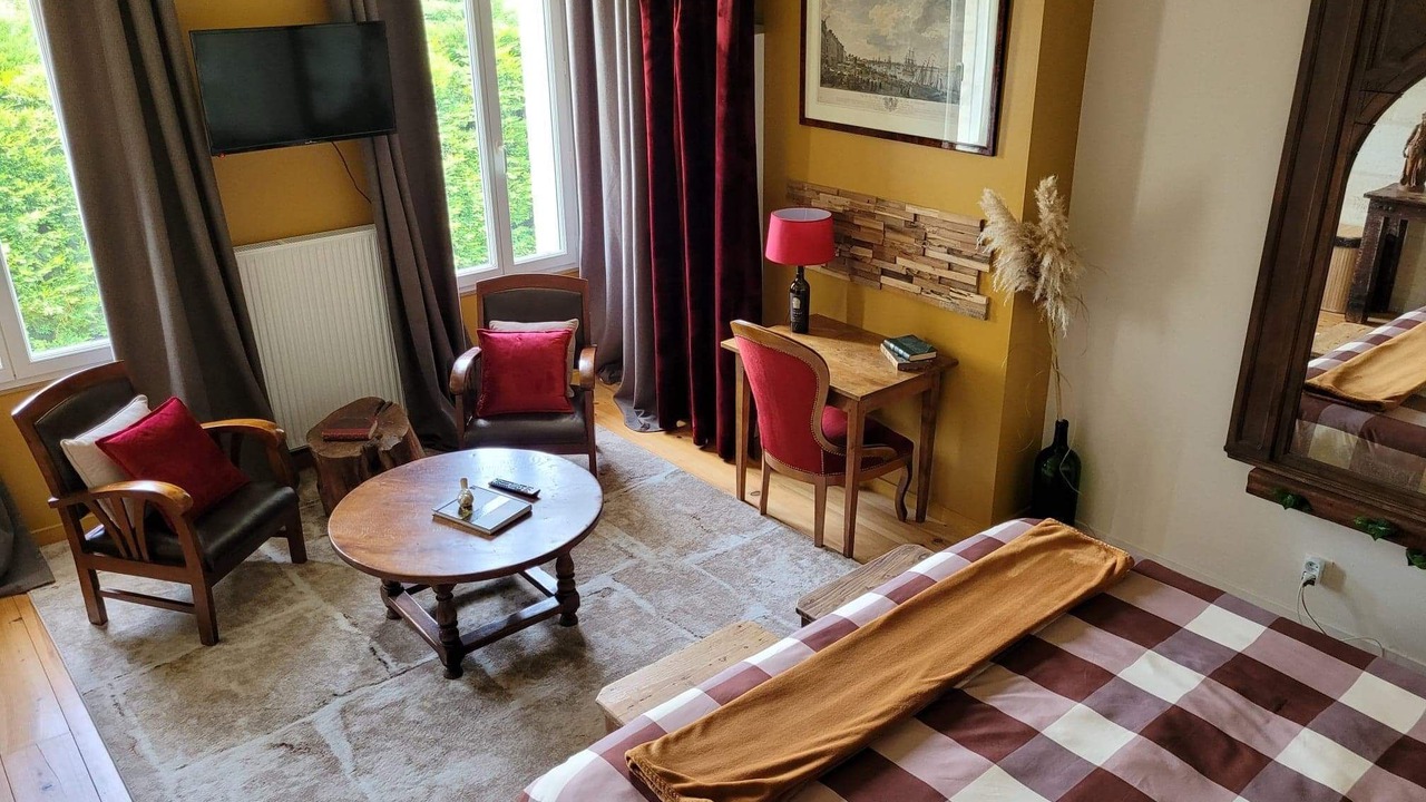 Photo of Bedroom in Lugon-et-l'ile-du-Carney