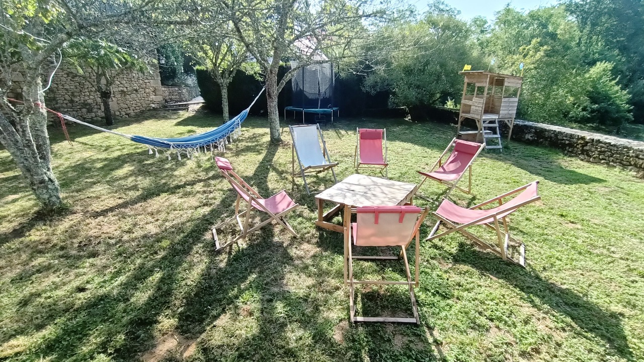 Photo of Outdoor in Saint-Andre-dAllas