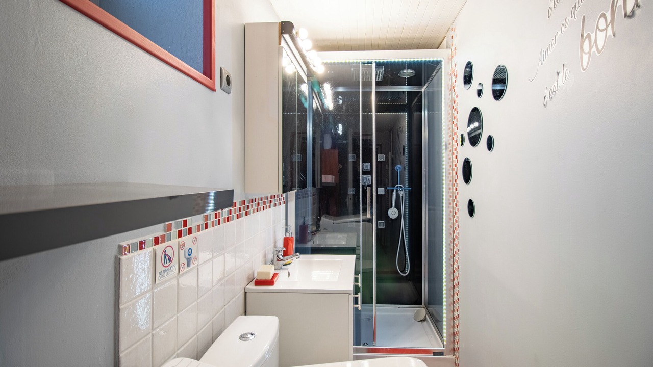 Photo of Bathroom in Tursac