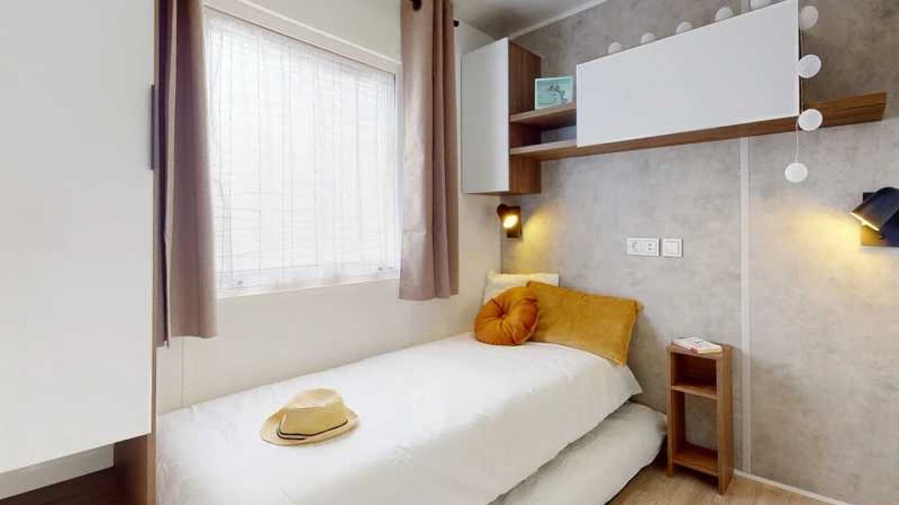 Photo of Bedroom in Claouey