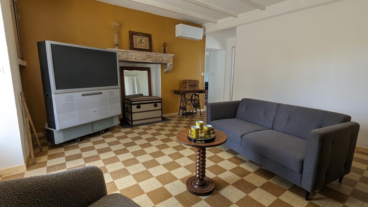 Photo of Livingroom in Montbron