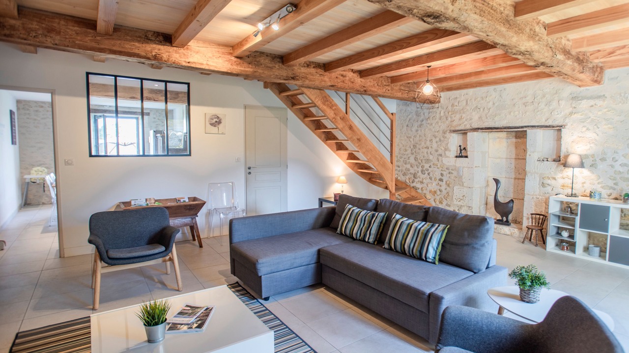 Photo of Livingroom in Champagne-et-Fontaine