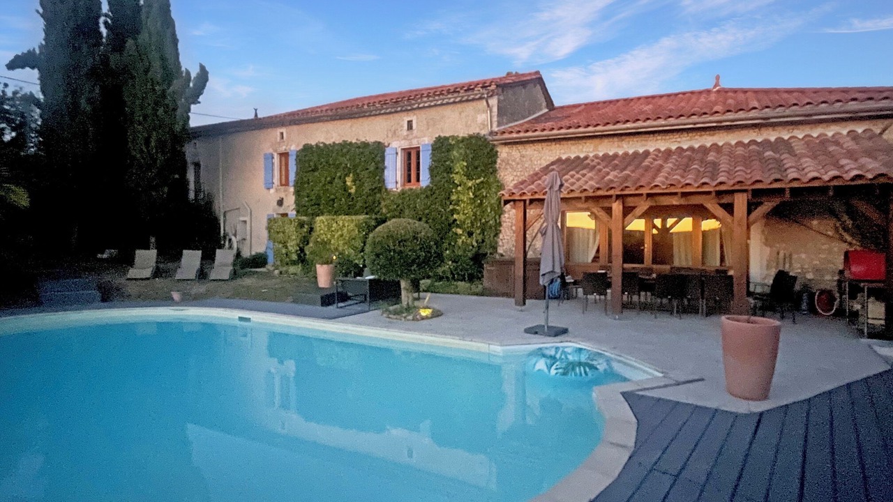 Photo of Outdoor in Nonac