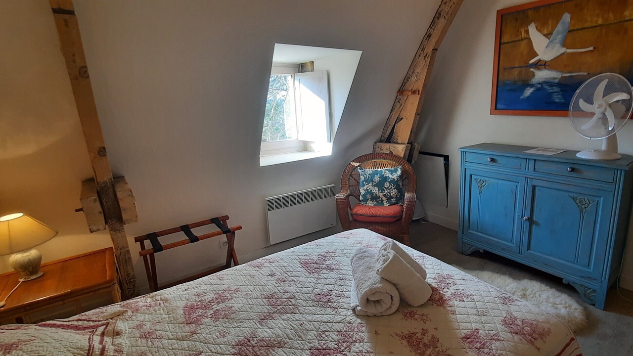 Photo of Bedroom in Bezenac