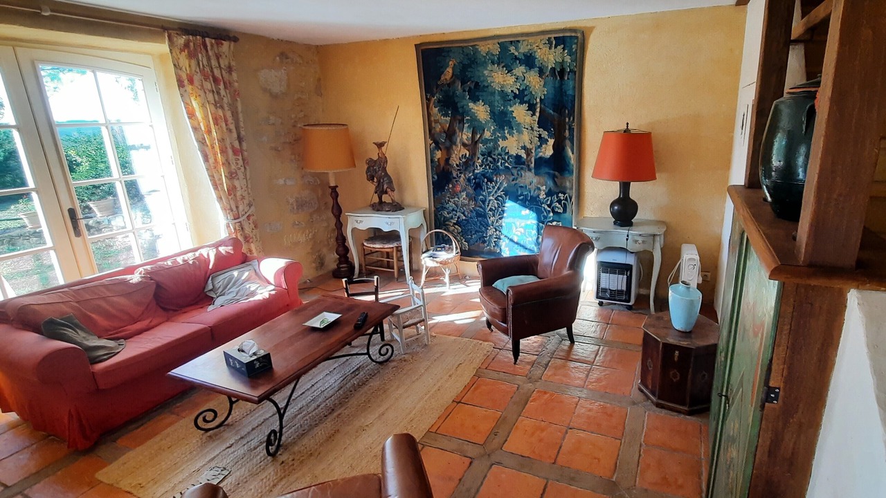 Photo of Livingroom in Bezenac