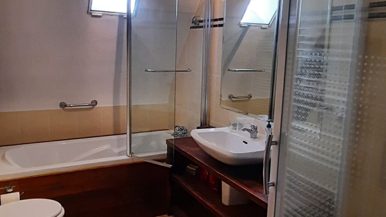 Photo of Bathroom in Bezenac