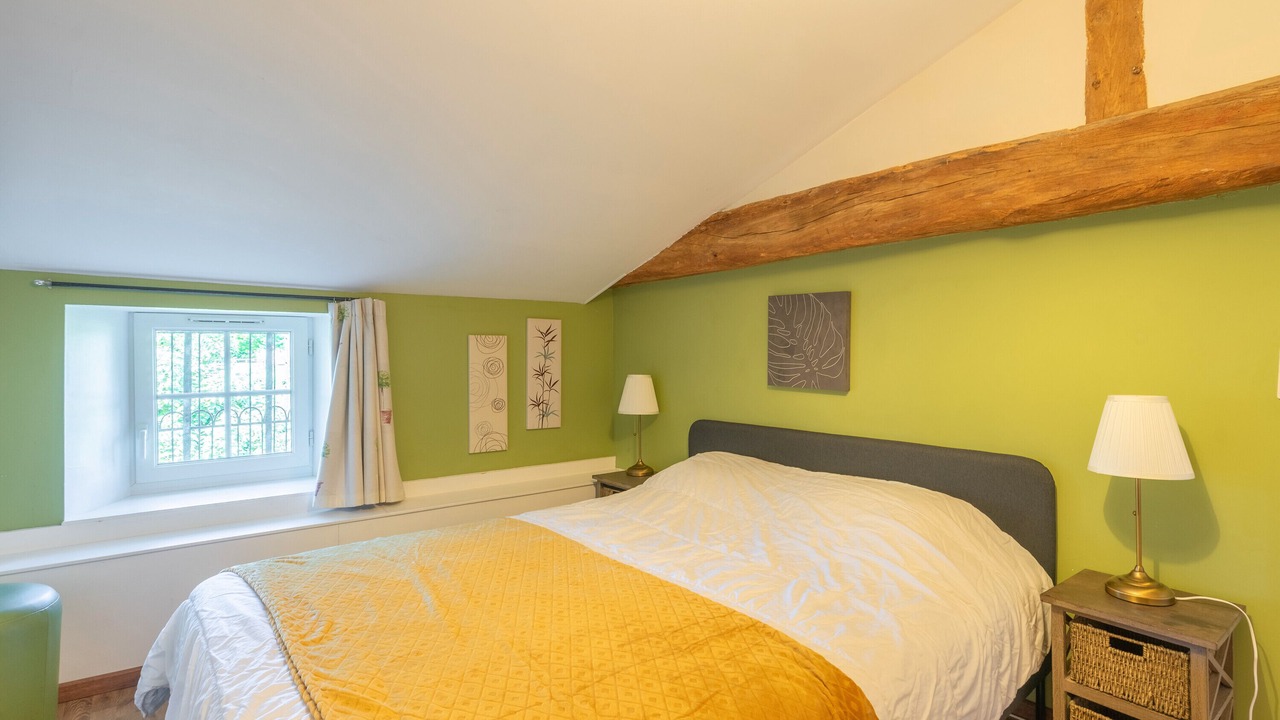 Photo of Bedroom in Saint-Romain-de-Benet