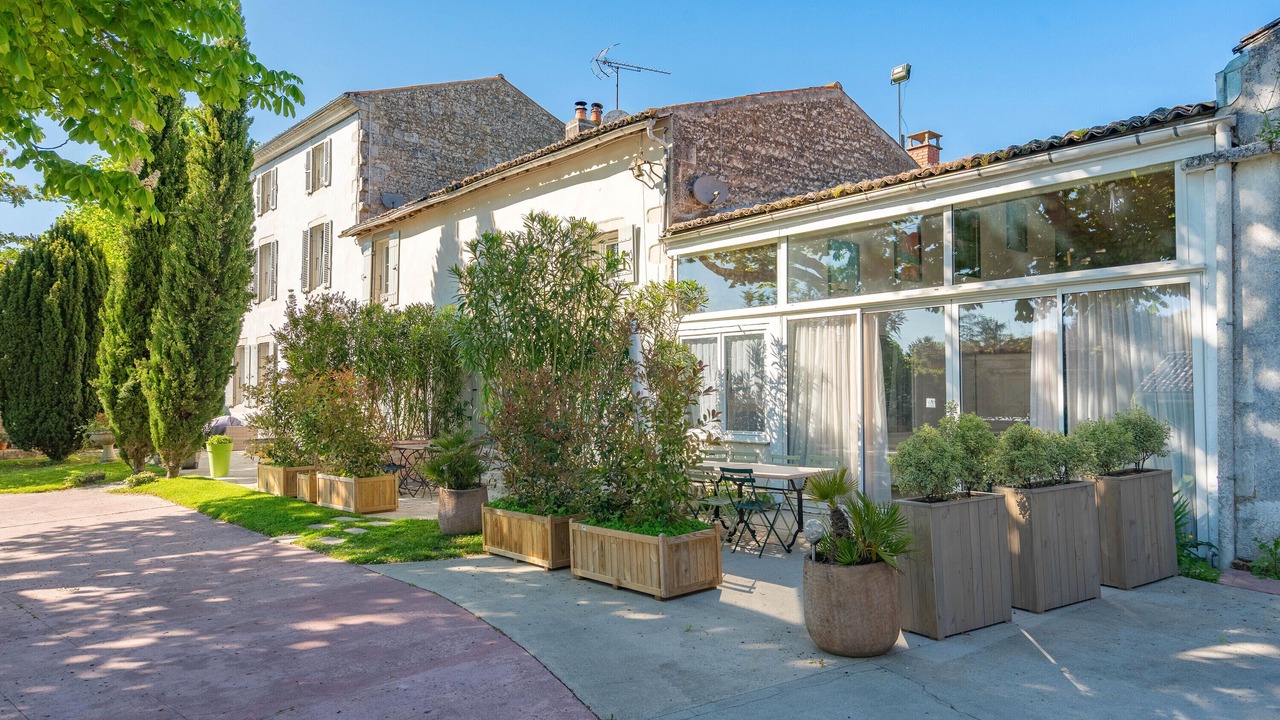 Photo of Outdoor in Saint-Romain-de-Benet