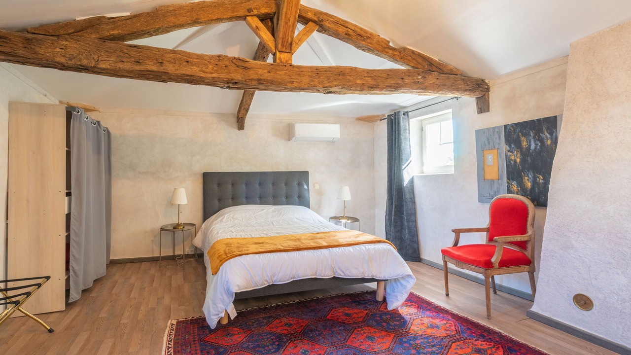 Photo of Bedroom in Saint-Romain-de-Benet