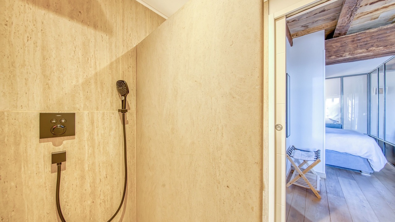 Photo of Bathroom in Saint-Emilion